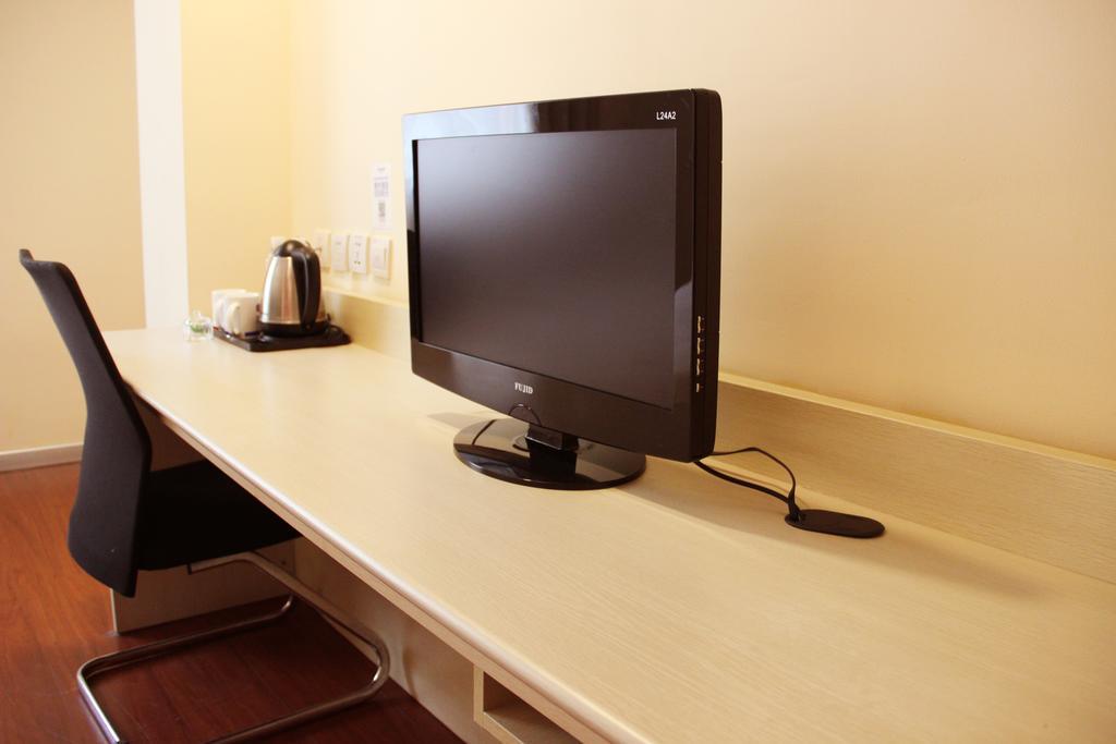 Hotel Hanting Jiaotong Jiangchuan Road Second Branch