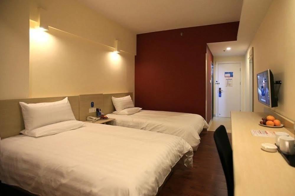 Hanting Jiaotong Jiangchuan Road Second Branch Hotel Shanghai